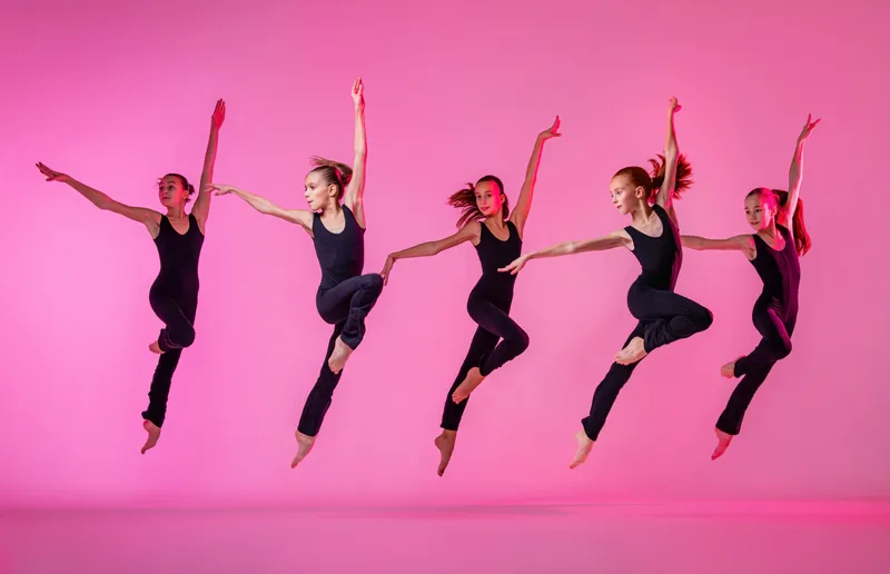 Kinder beim Jazz-Dance-Training