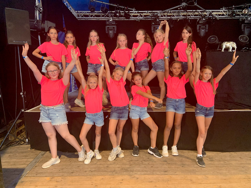 New Direction und Girls Attack auf dem ZMF 2022